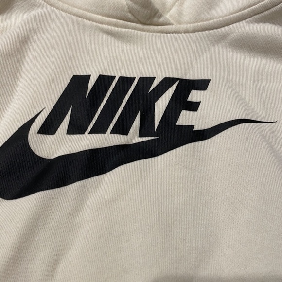 Cream colored large cropped sweater with a hood - Picture 2 of 4